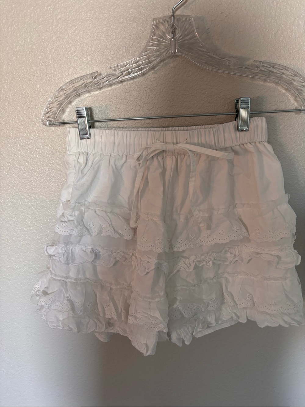 Women’s White lace Ruffle Tiered bloomer Shorts